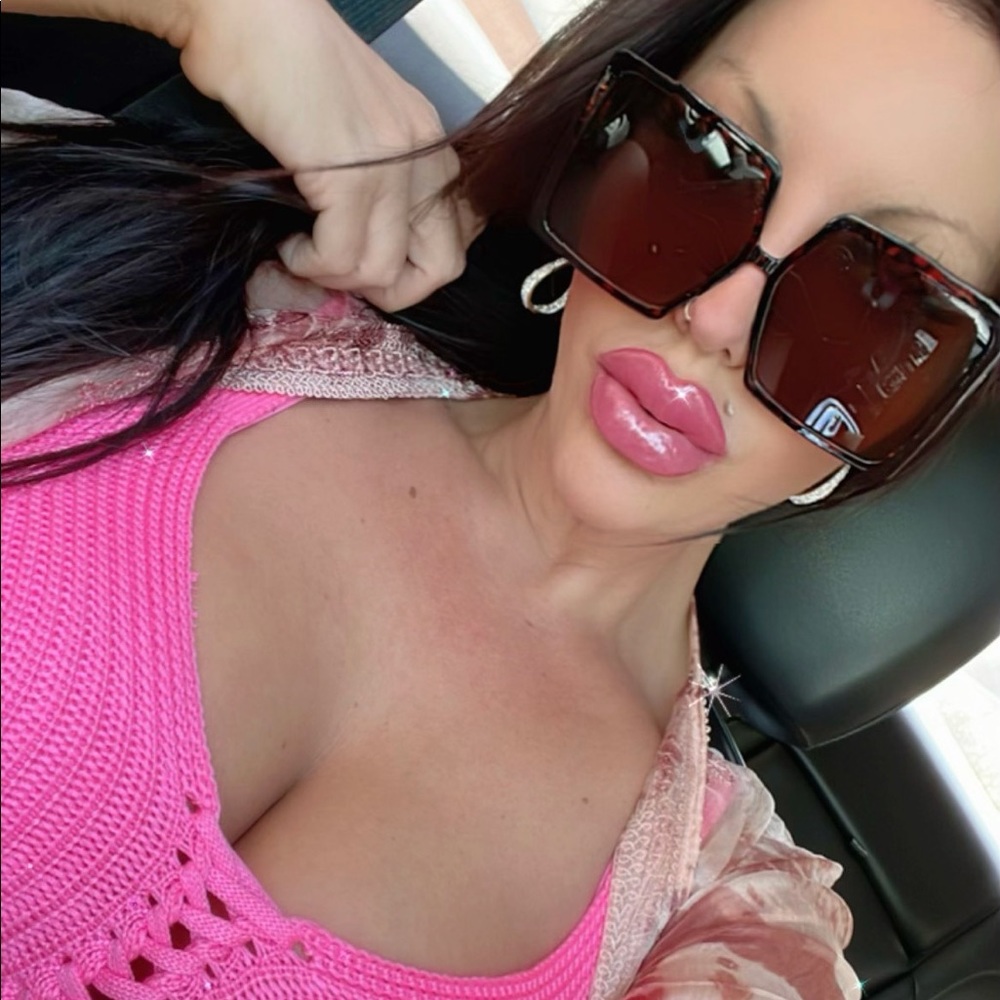 Meet your Posher, Sammy